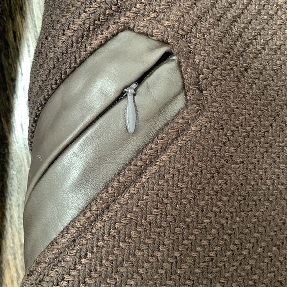 Mackage gorgeous quality brown coat small - Picture 4 of 6